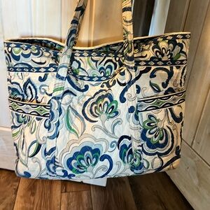 Vera Bradley Deluxe Travel Tote